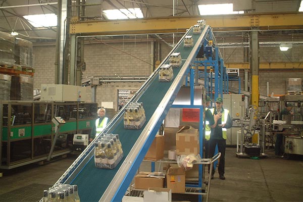 Amber Automation Niveau- und Schrägbandförderer